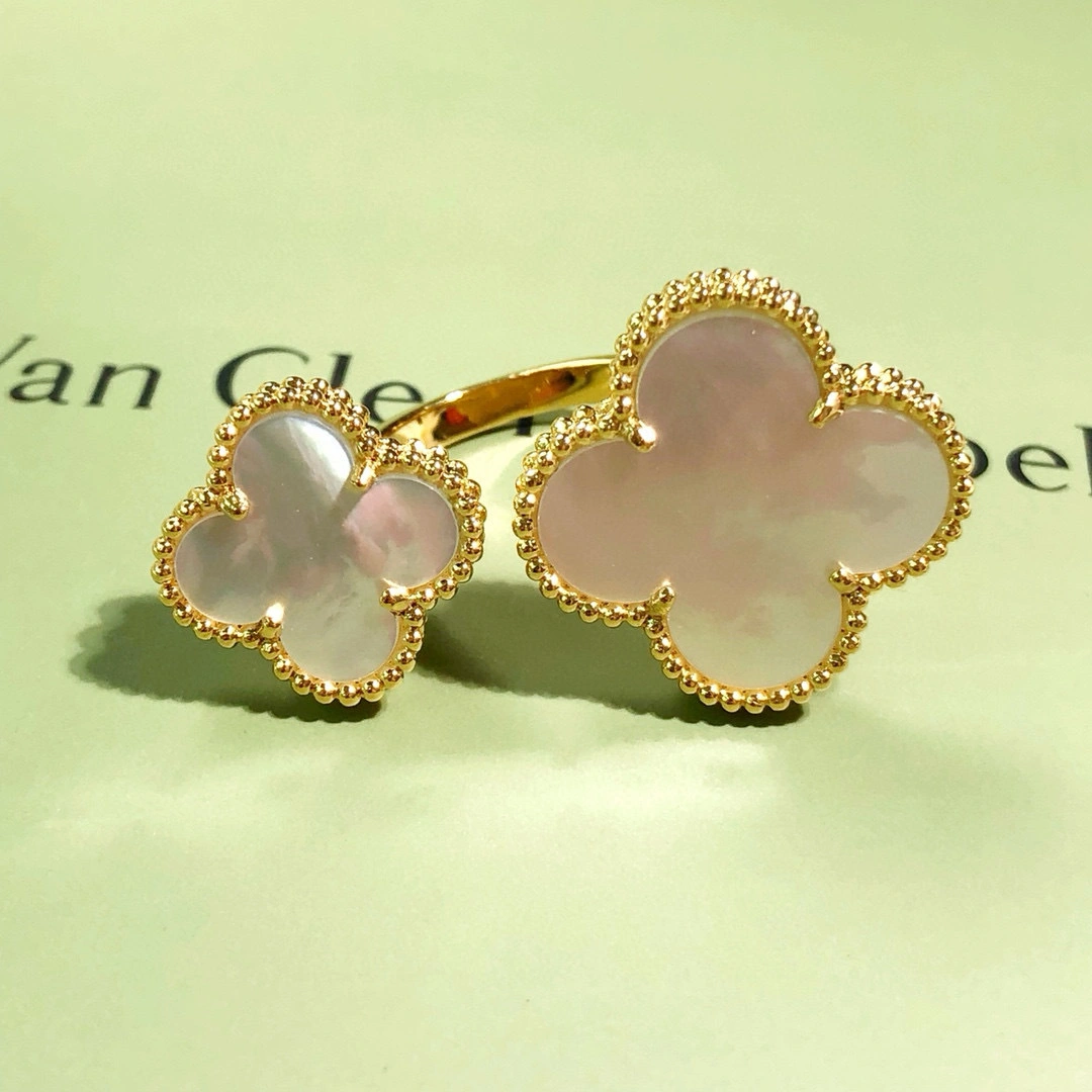 Barbara--item:D-S092D2209