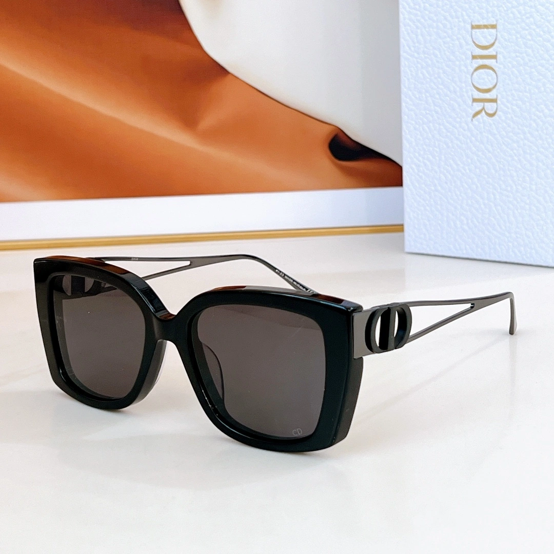 Barbara-4ior MOD:30Montaigne S13F 7Colour item:E-S132B1339-7