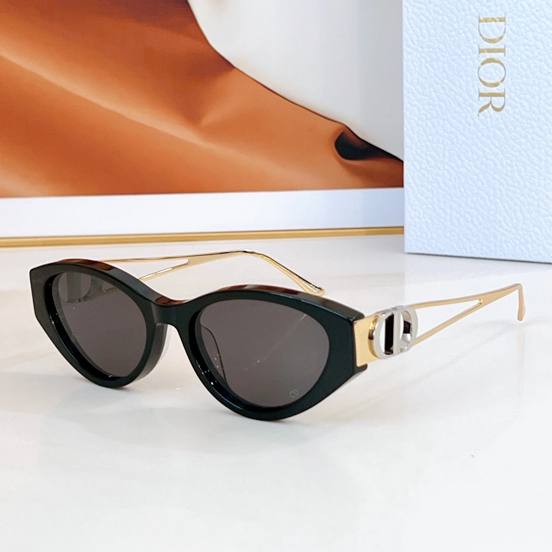 Barbara-4ior MODEL：30Montaigne B6I 7Colour item:E-S132B1340-7