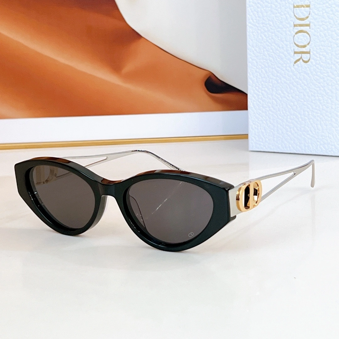 Barbara-4ior MODEL：30Montaigne B6I 7Colour item:E-S132B1340-7