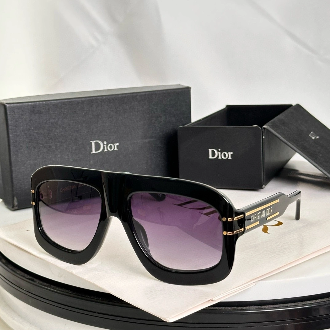 Barbara-4ior MODEL：DIOR SignatureM1U 7Colour item:E-S132B1348-7