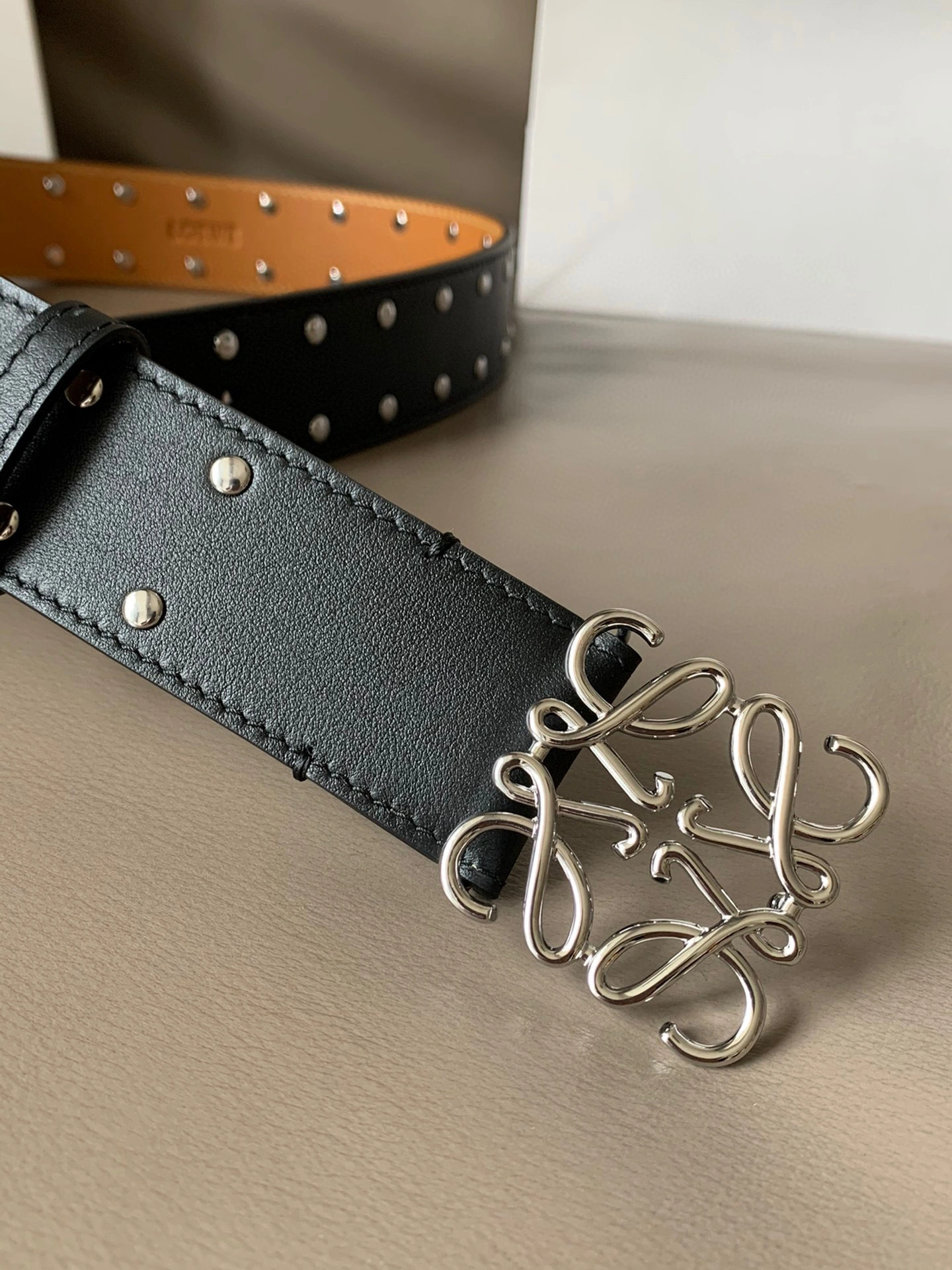 &Barbara－ Calfskin item：B-S333C21140L