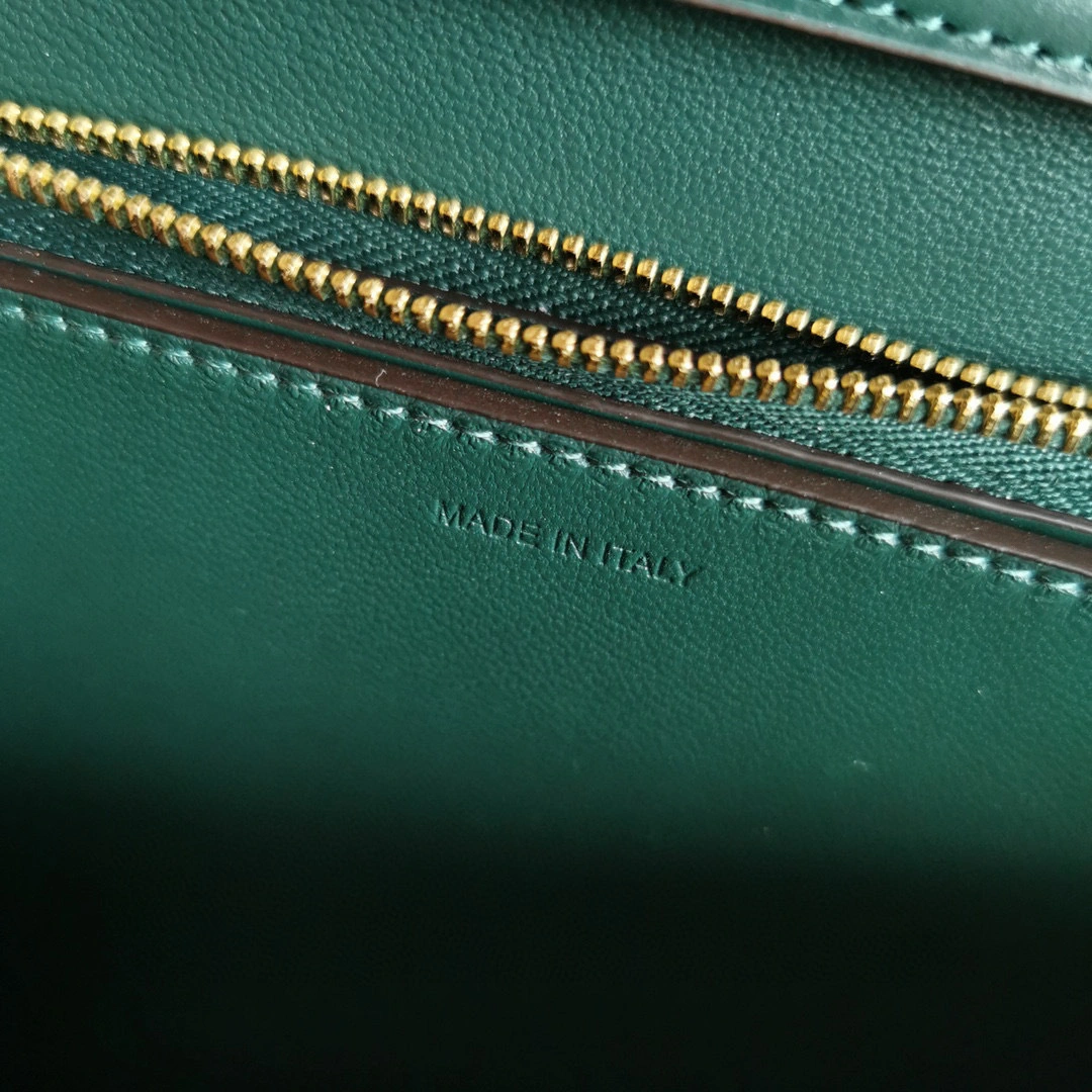 CLASSIC BOXTM ，Calf leather item:B-B095B1279