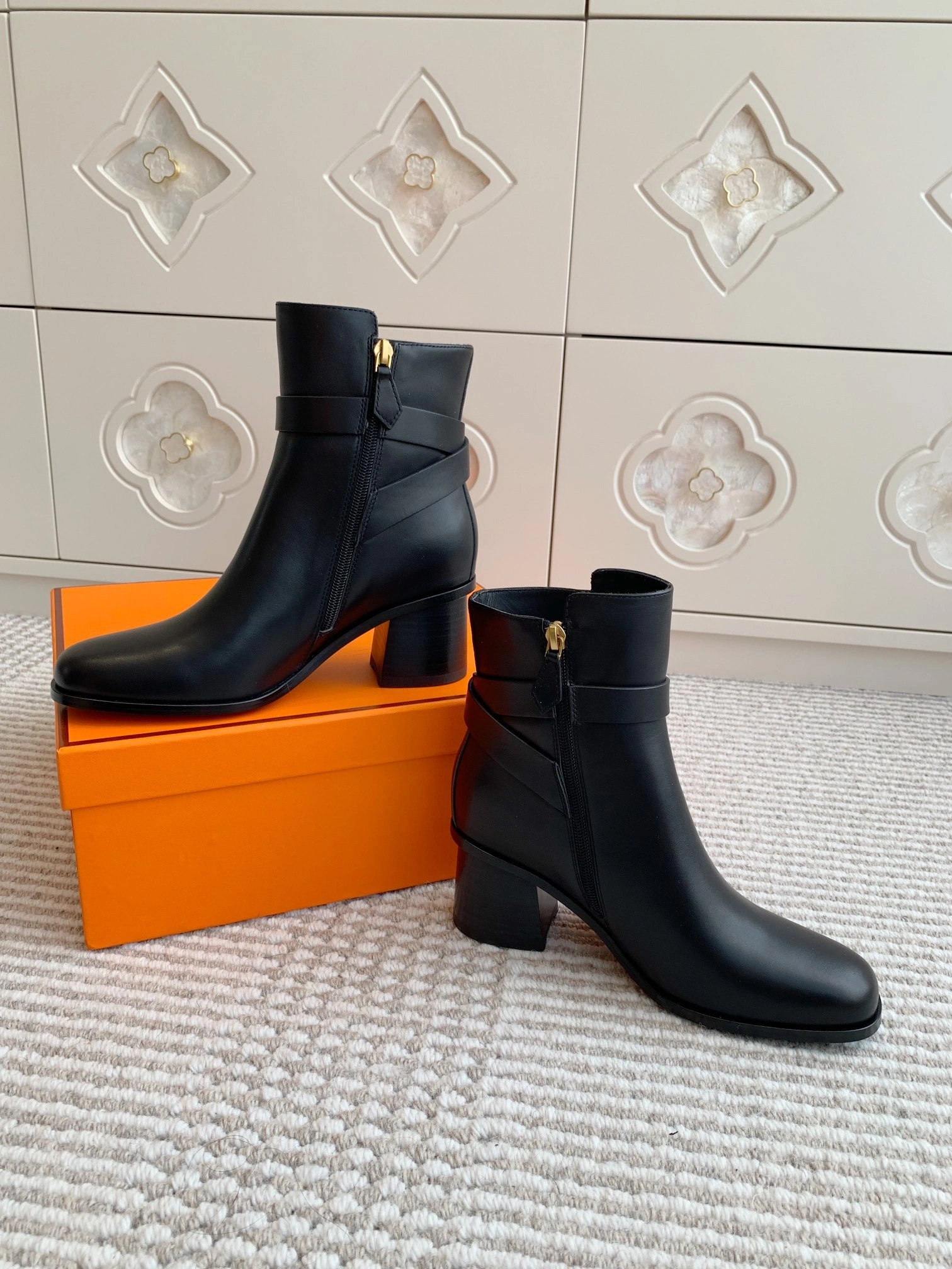COCO-- H5r75s H242006Z 023 Justine Calfskin cowhide Heel height：5cm item:E-X362J3003