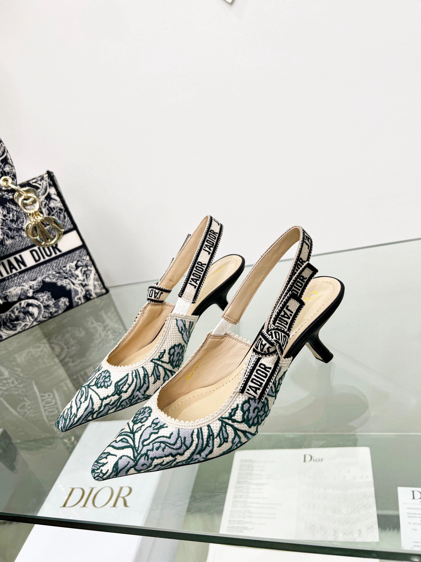 COCO--- 2022 Jardin d’Hiver embroidery logo KCP761BXE_S91B item:B-X02L1921