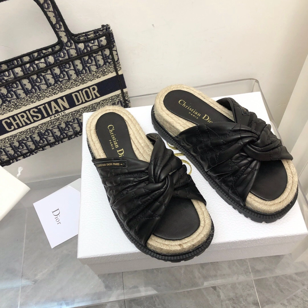 COCO--- 2022 item:B-X136F2801