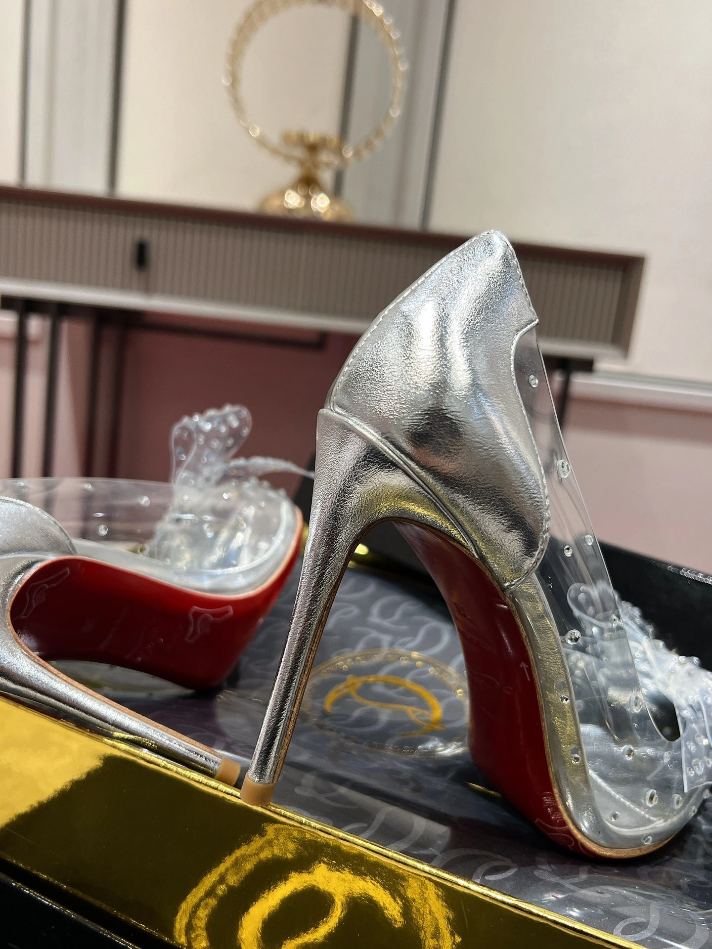 COCO--- 8ou2ou 1240737S339 Heel height：10CM item:D-X062E2003W