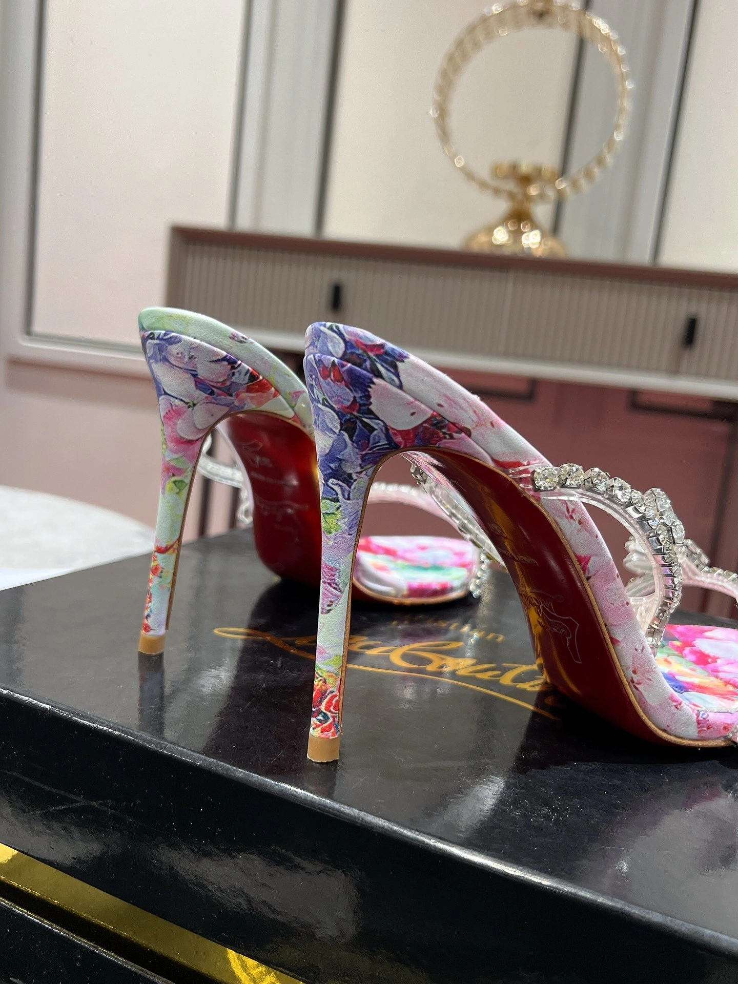 COCO--- 8ou2ou 12409256031 Heel height：10CM item:D-X062E2005W