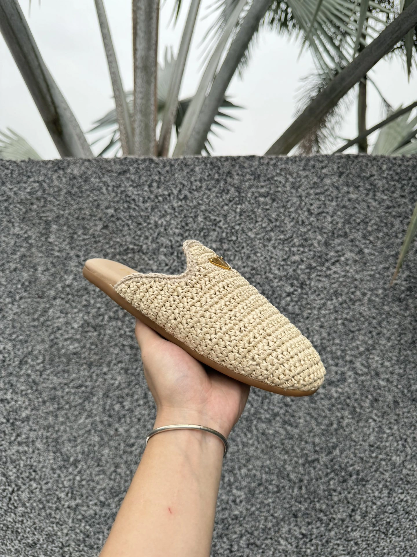 COCO--- Pr141 1S435N_2C2T_F0018_F_005 cowhide item:D-X062E2030W