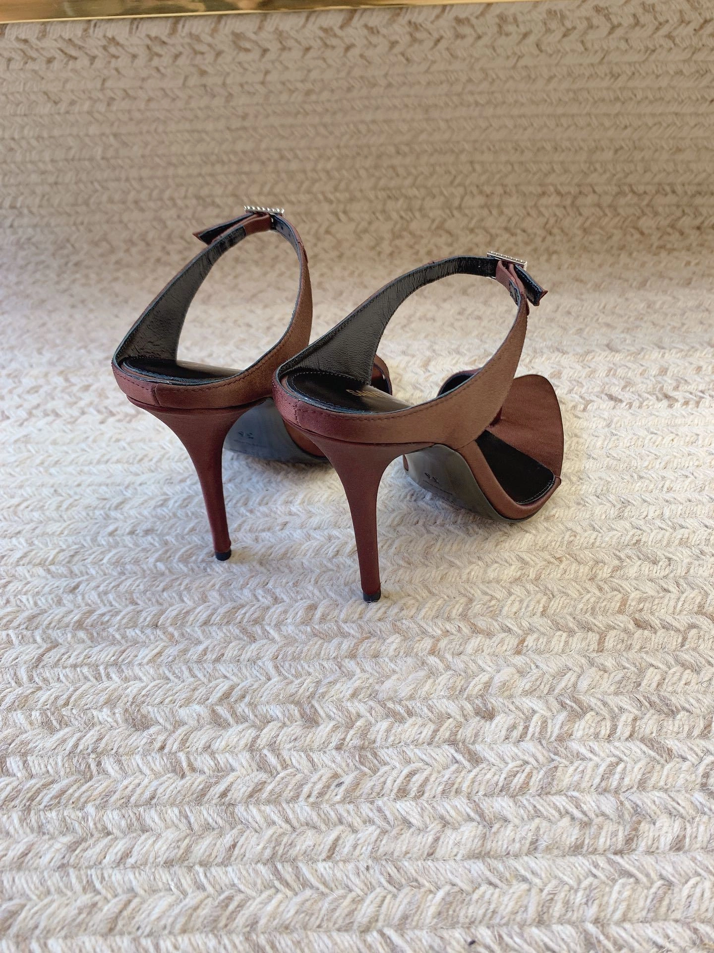 COCO--- Yv5s 7421781UU006023 Heel height：10CM item:D-X062E2020W