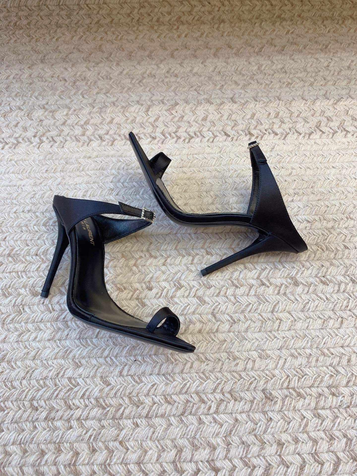 COCO--- Yv5s 7421789QN004035 Heel height：10CM item:D-X062E2021W