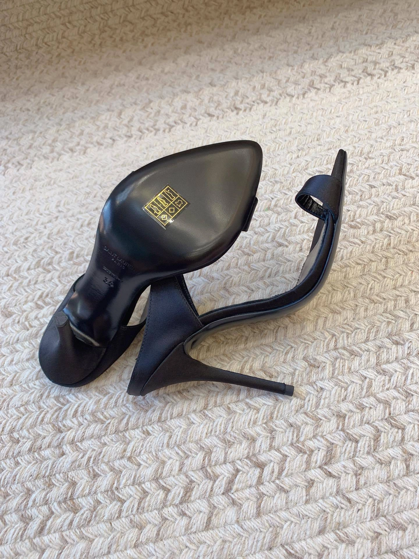 COCO--- Yv5s 7421789QN004035 Heel height：10CM item:D-X062E2021W