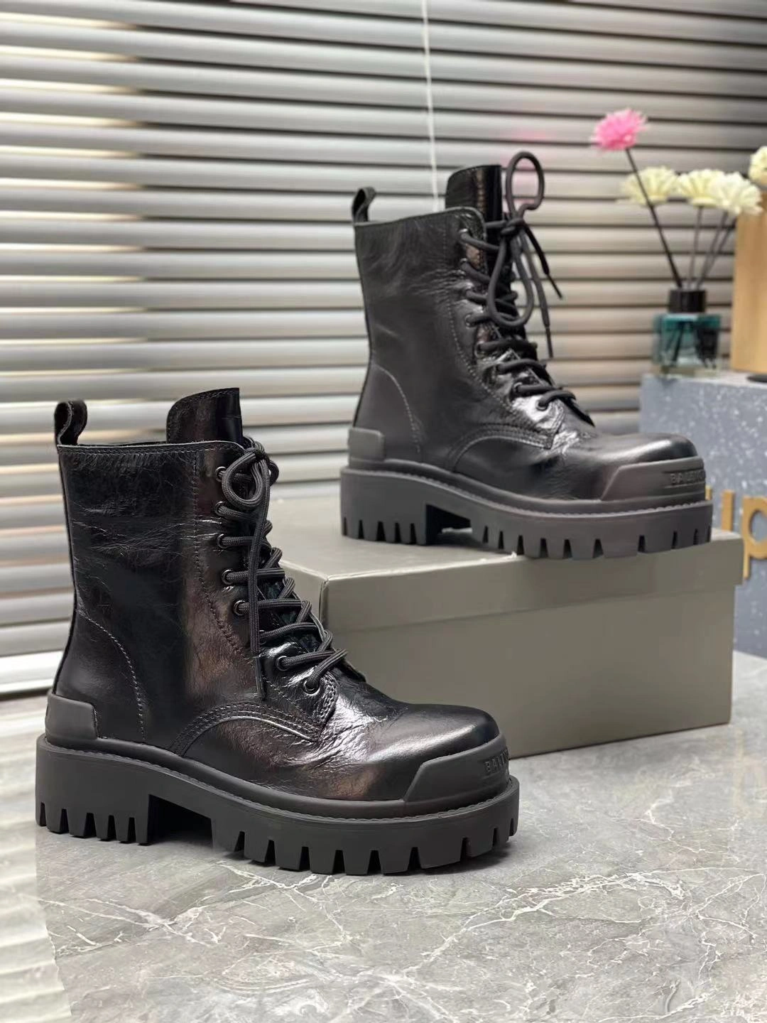 COCO--- item：D-X158A1799