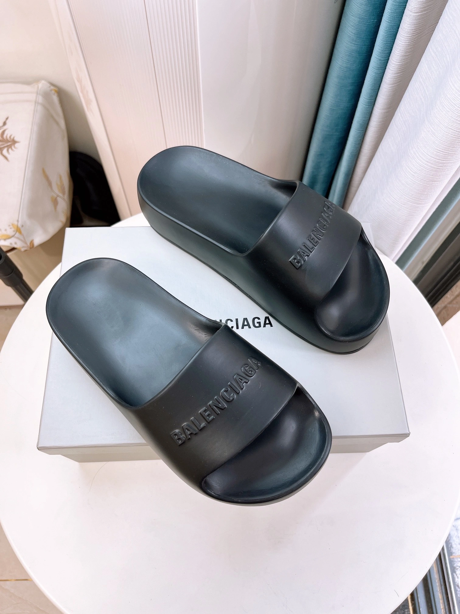 COCO-- 218593i161 654315W1S891000 item:D-X000H2928