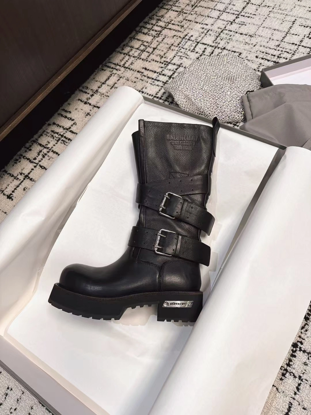 COCO-- 218593i161 833594WBEQ11000 cowhide item:E-X04F1248
