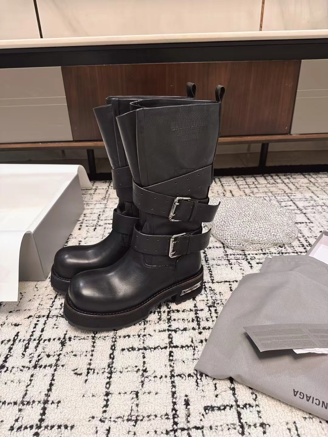 COCO-- 218593i161 833594WBEQ11000 cowhide item:E-X04F1248
