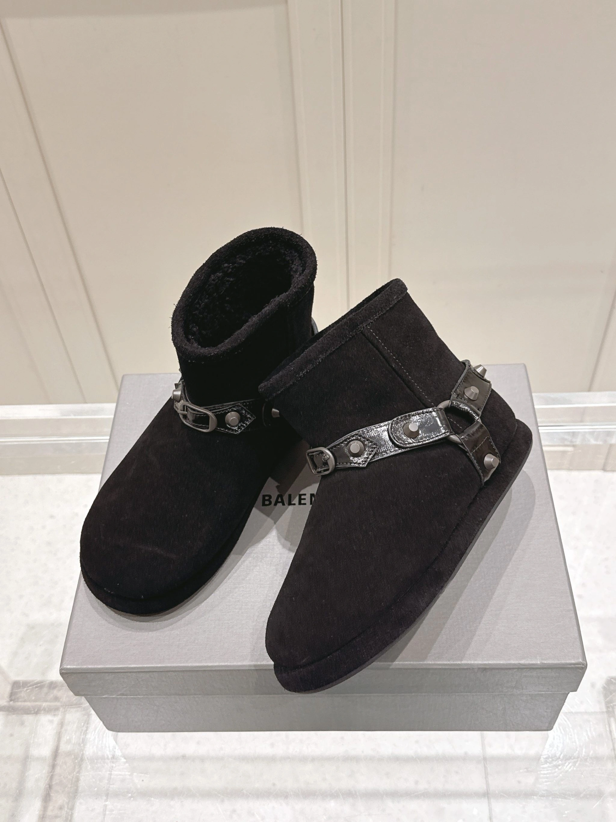 COCO-- 218593i161 845895WBFC31081 wool item:E-X000J3027T