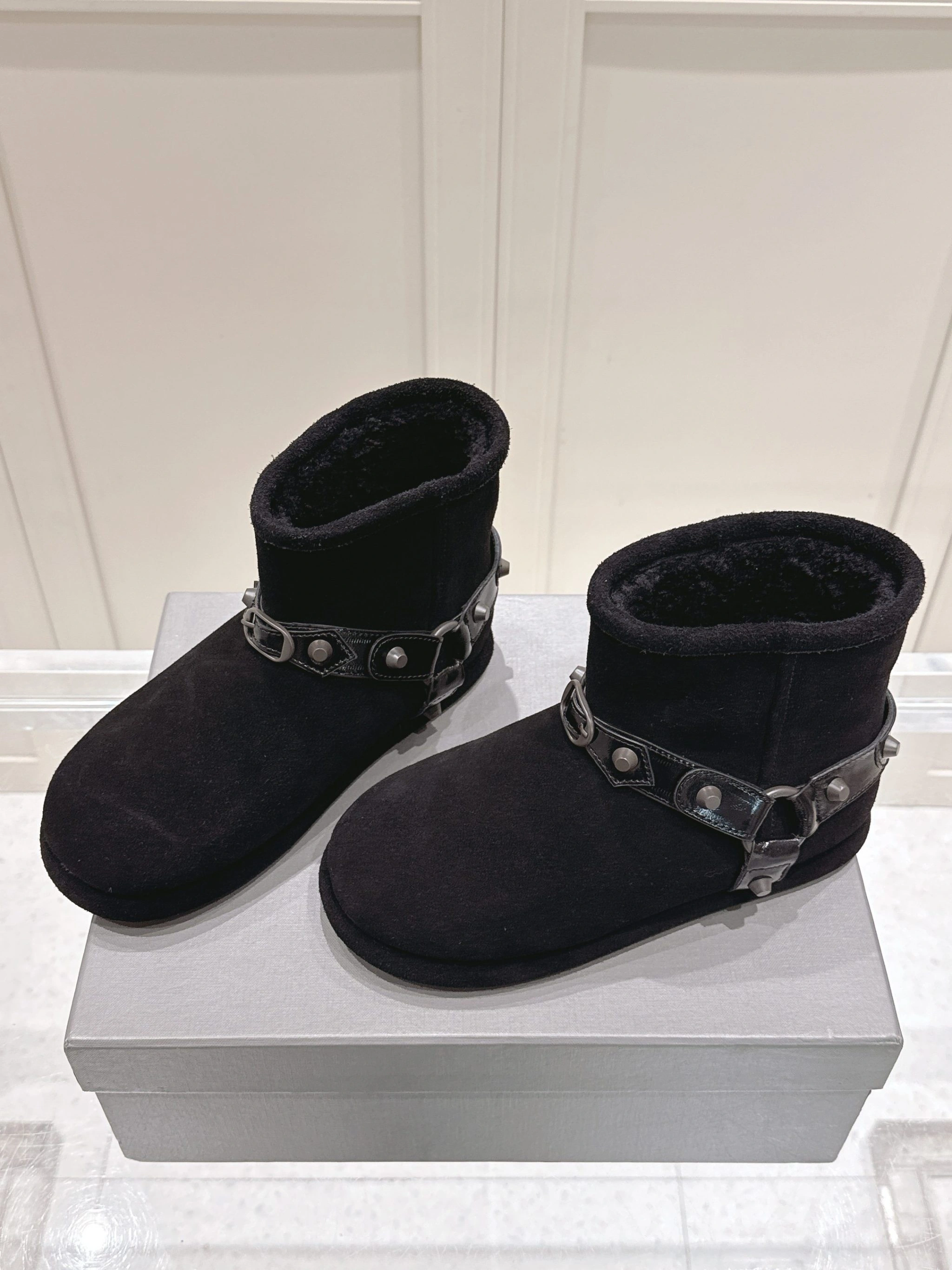 COCO-- 218593i161 845895WBFC31081 wool item:E-X000J3027T