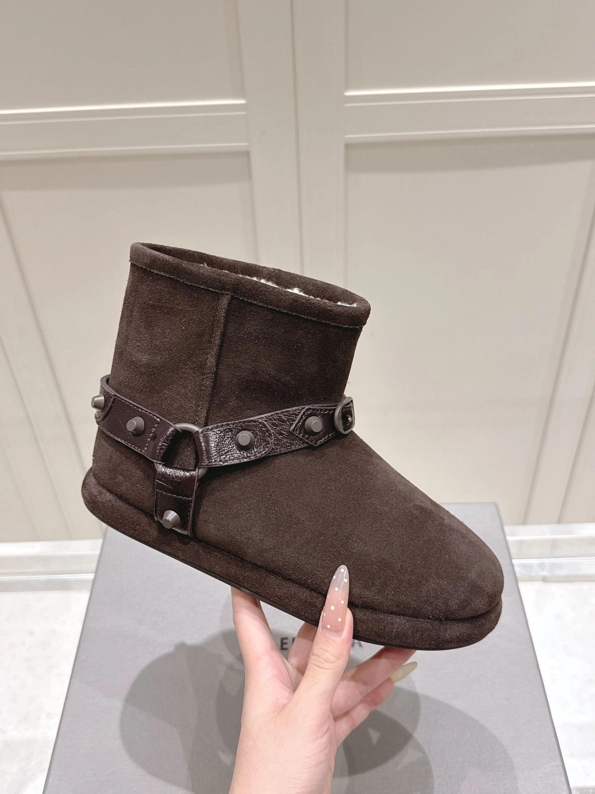 COCO-- 218593i161 845895WBFC32891 wool item:E-X000J3028T