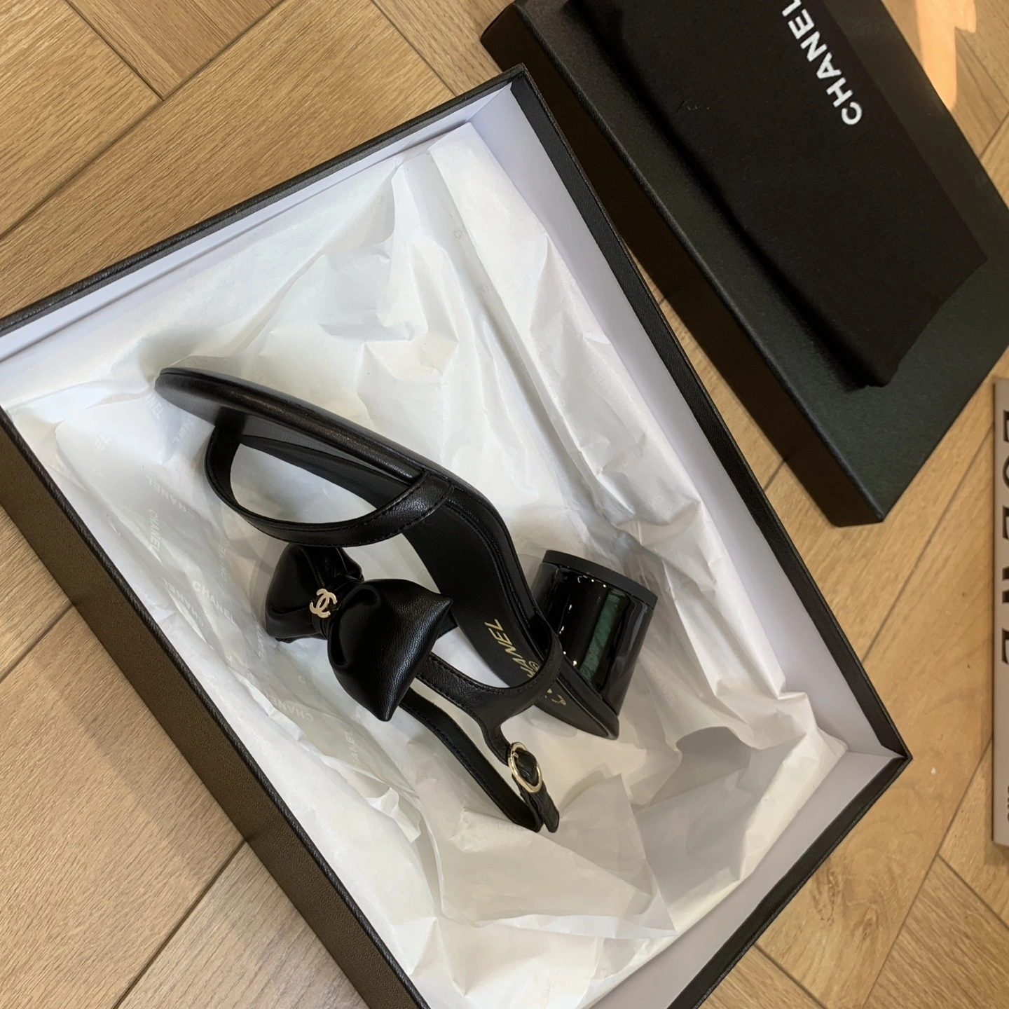 COCO-- 3h1958 46192 B18985 94305 Heel height：5CM sheepskin item:E-X158D4101