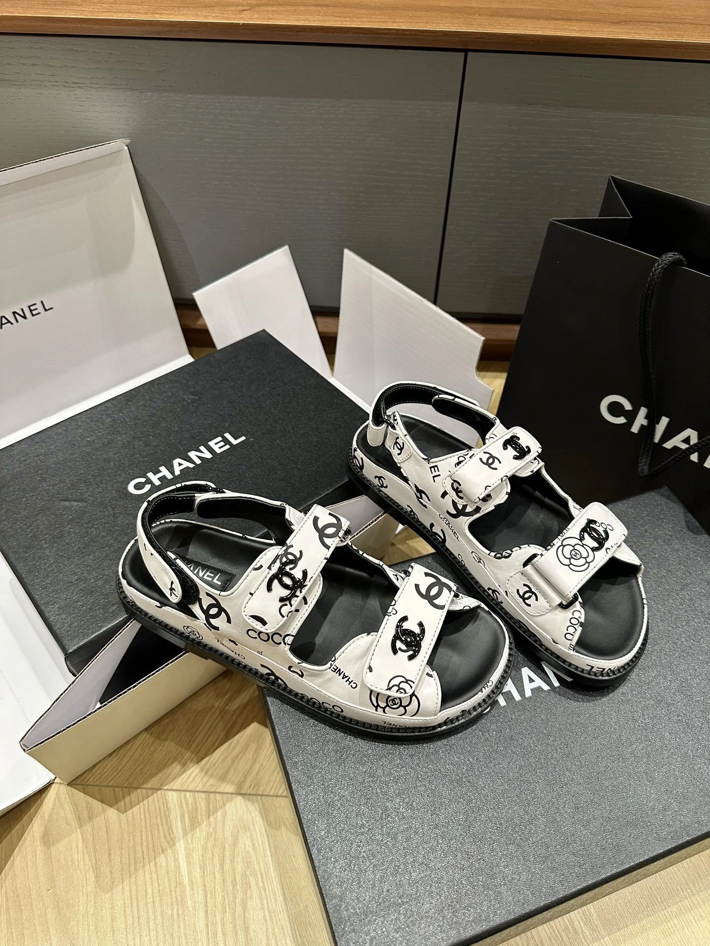 COCO-- 3h1958 Calfskin item:D-X03E2170