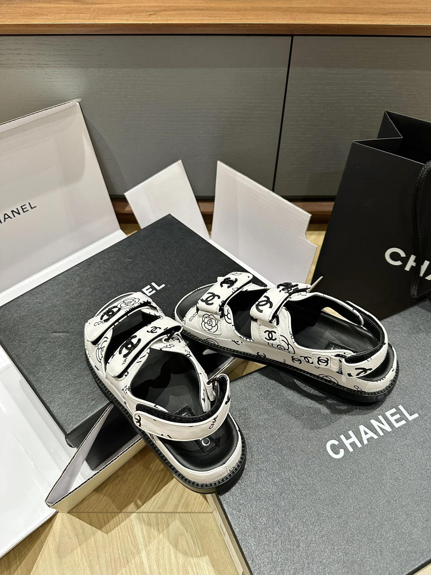 COCO-- 3h1958 Calfskin item:D-X03E2170
