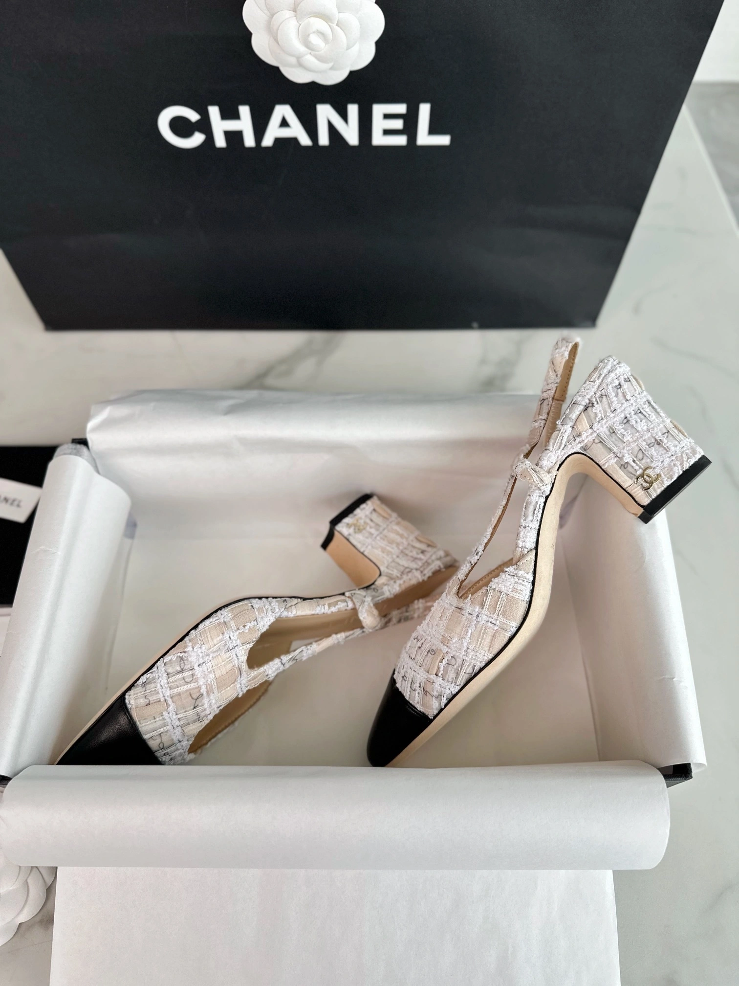 COCO-- 3h1958 G31318 Y55740 K3885 item:E-X802H2817