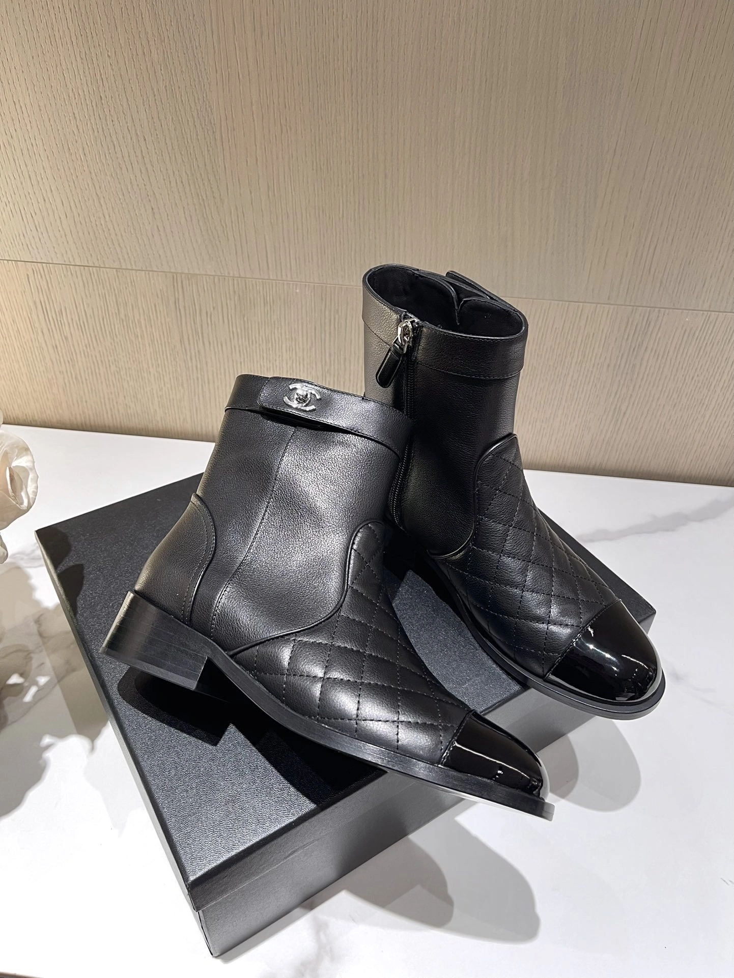 COCO-- 3h1958 G36763 Y55020 94305 Heel height：5CM item:E-X003J3021T
