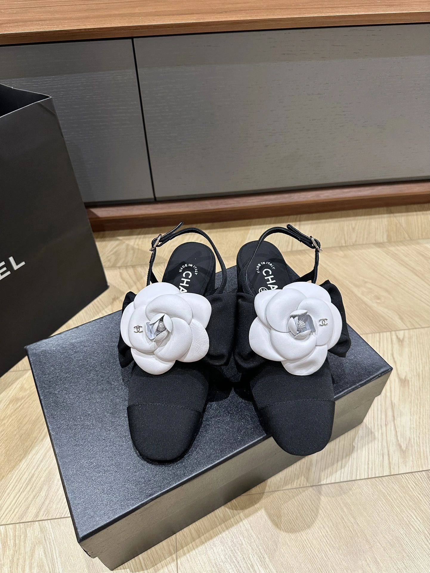 COCO-- 3h1958 G45307 X05912 94305 sheepskin item:D-X03E2168