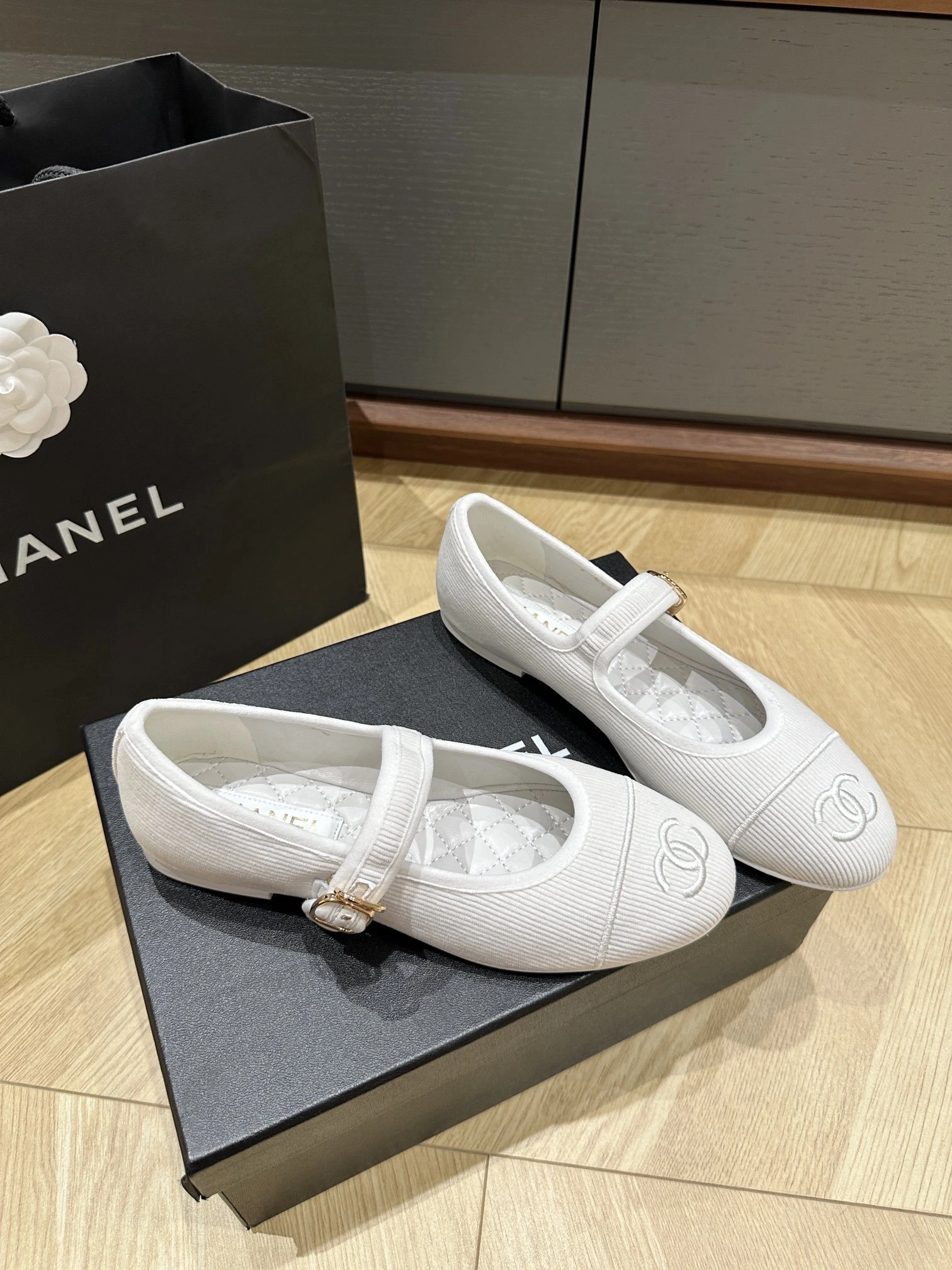 COCO-- 3h1958 G45503 B16406 NX269 sheepskin item:D-X03E2183