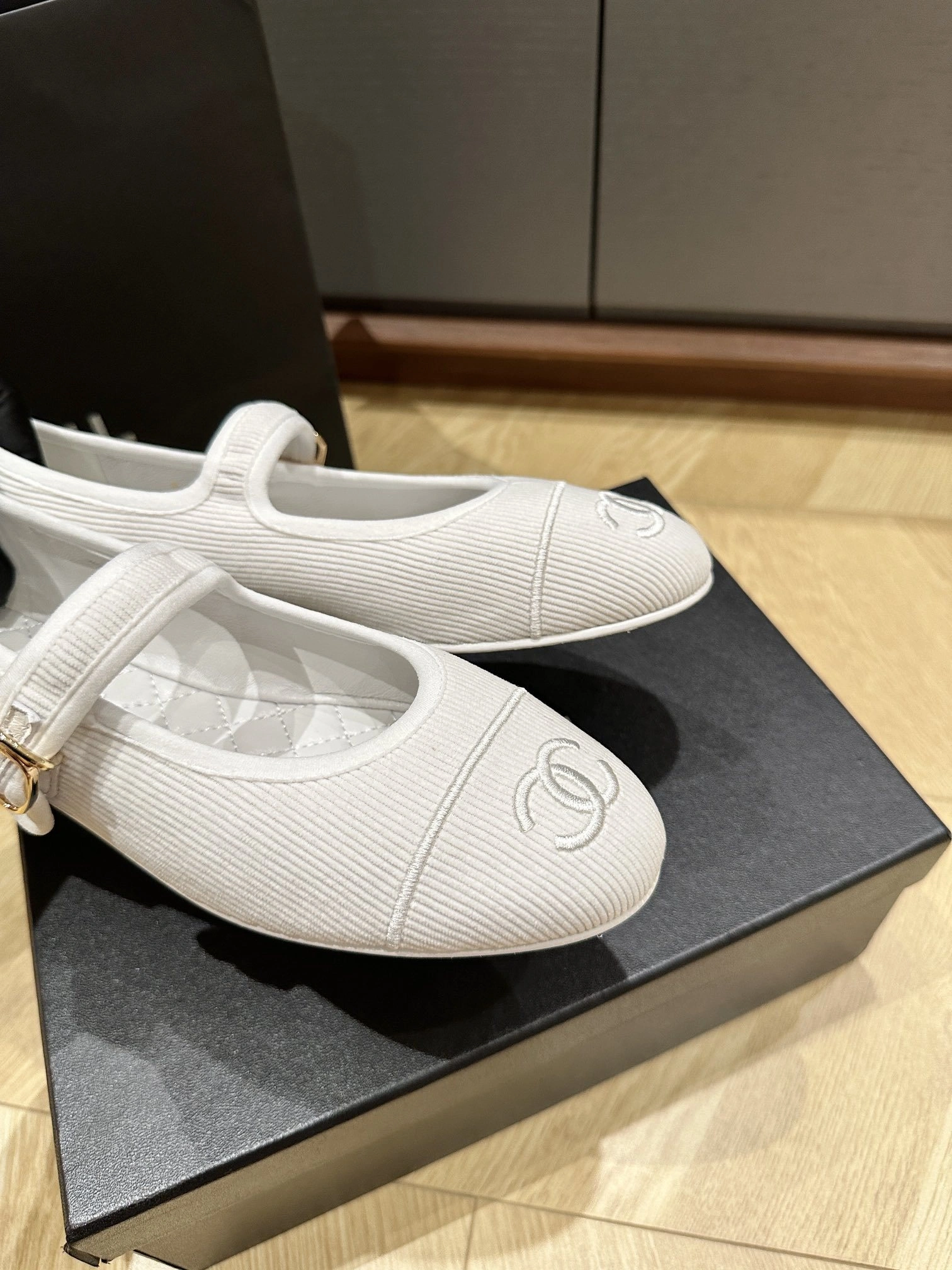 COCO-- 3h1958 G45503 B16406 NX269 sheepskin item:D-X03E2183