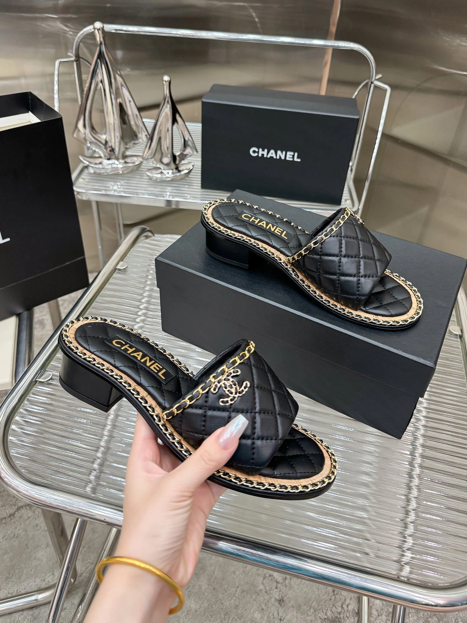COCO-- 3h1958 G45671 B16562 94305 sheepskin item:E-X302D4109