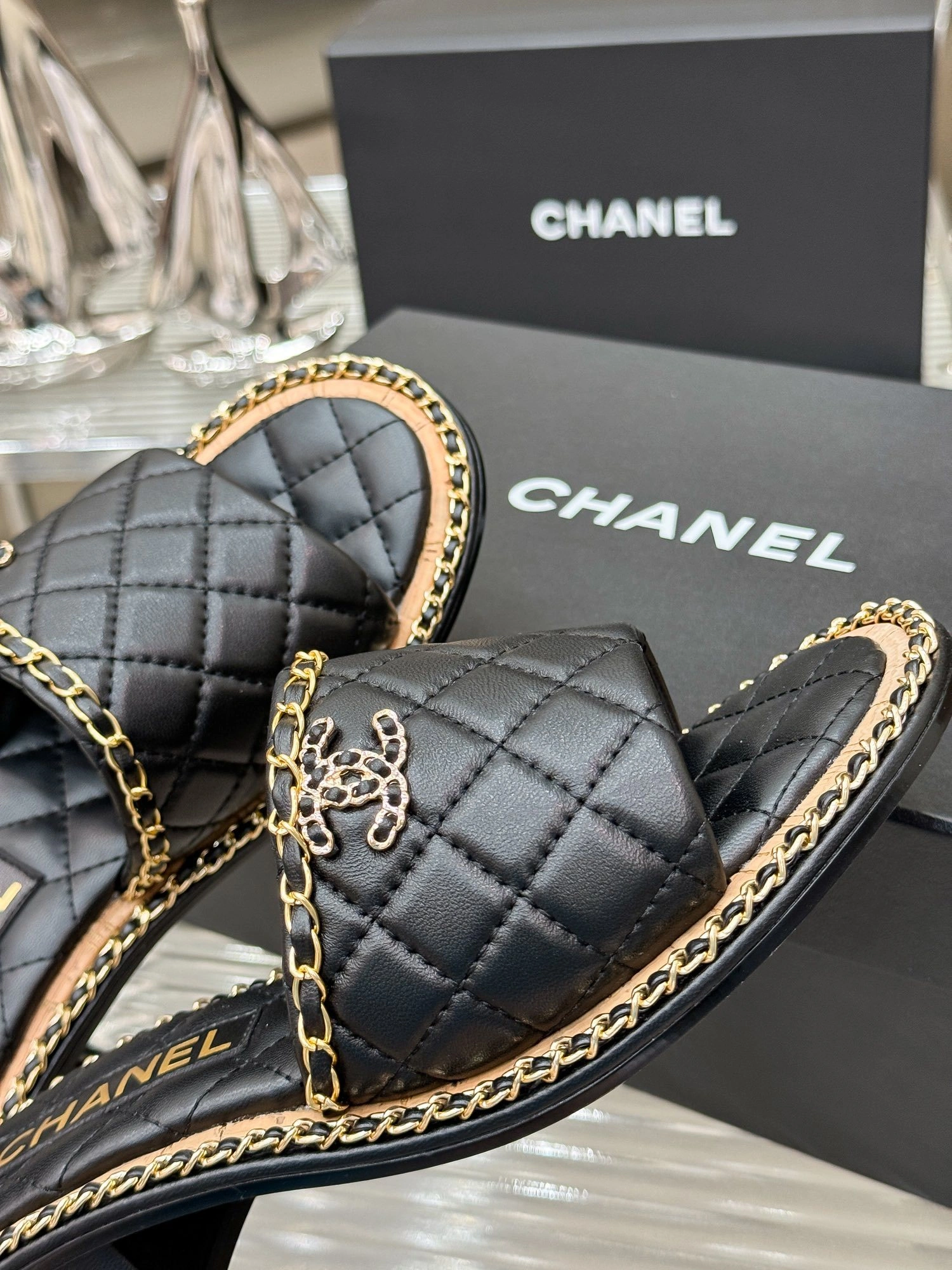 COCO-- 3h1958 G45671 B16562 94305 sheepskin item:E-X302D4109