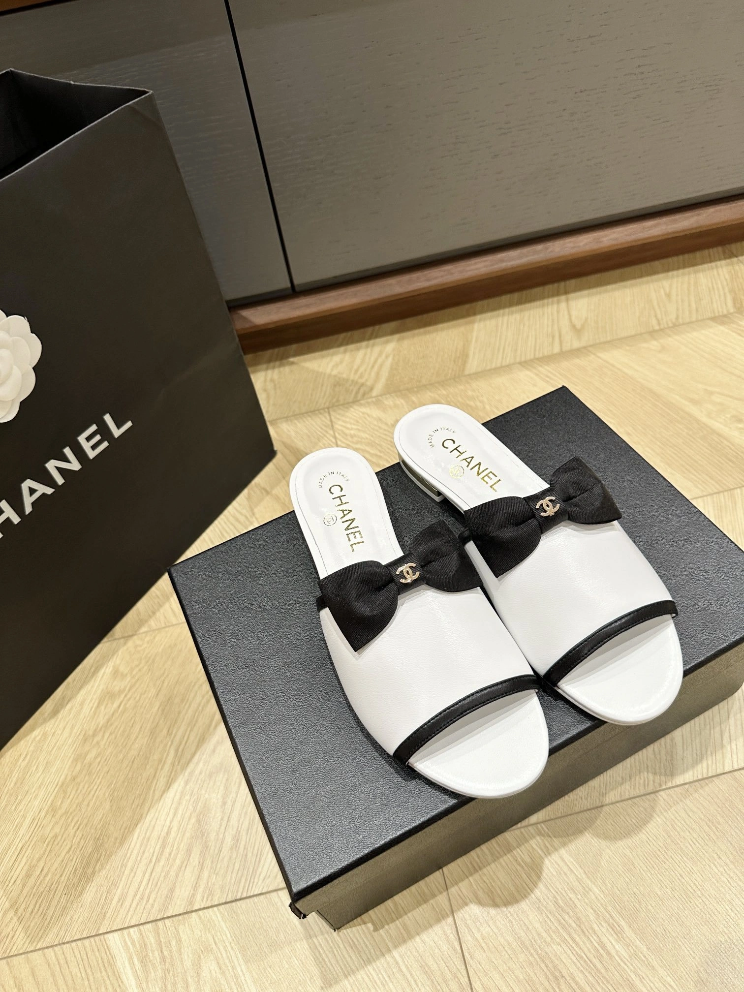 COCO-- 3h1958 G45692 B16597 NX840 sheepskin item:D-X03E2167