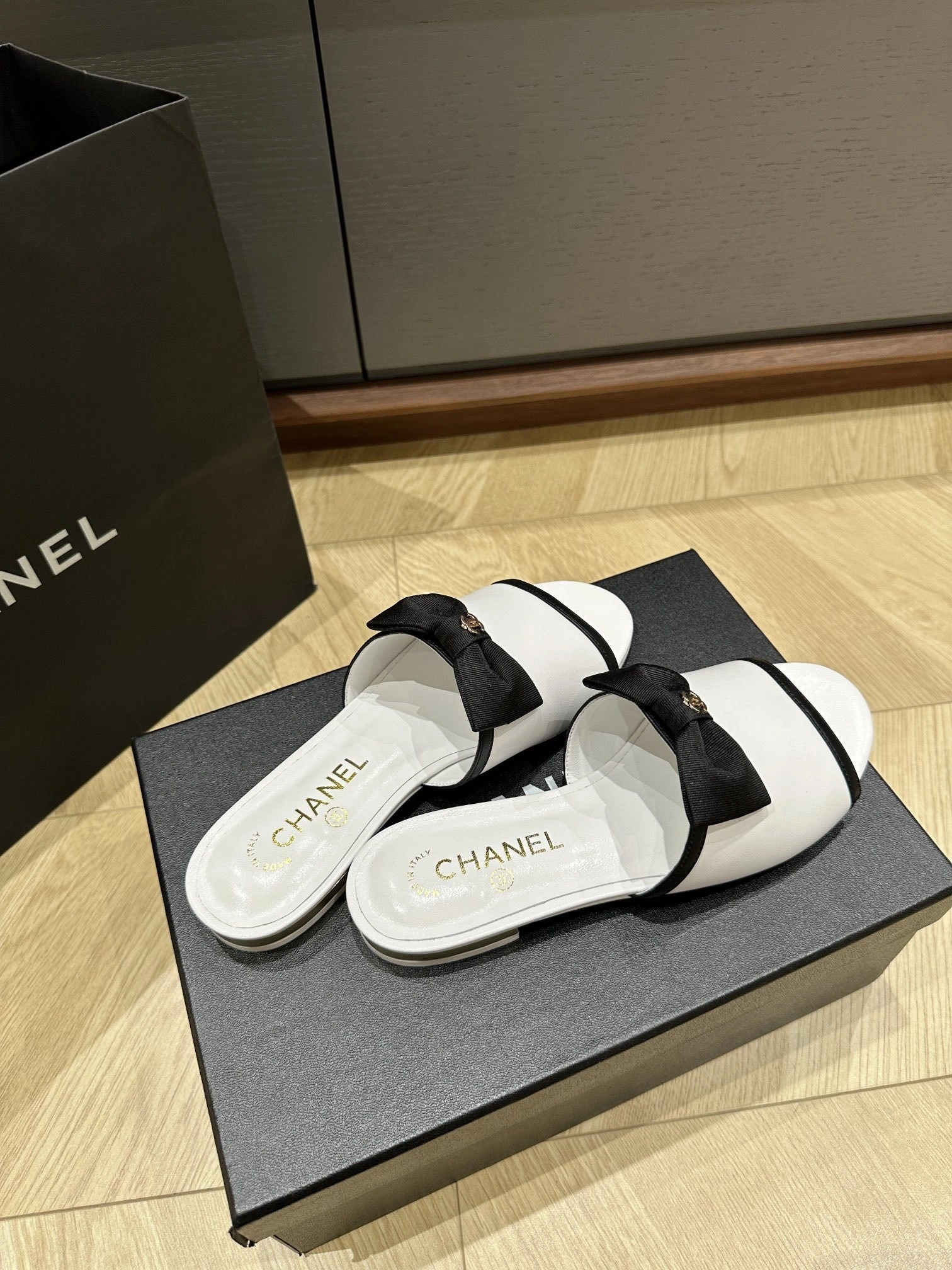 COCO-- 3h1958 G45692 B16597 NX840 sheepskin item:D-X03E2167