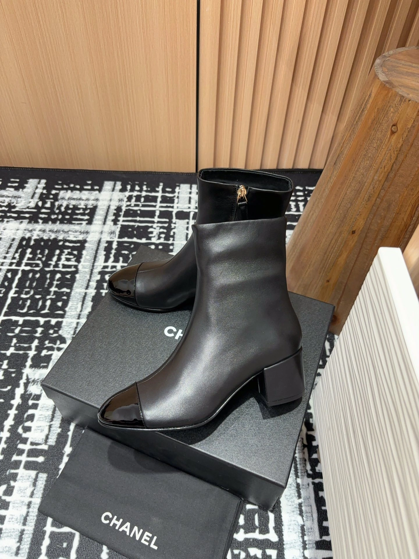 COCO-- 3h1958 G45808 B17311 94305 Heel height：5CM sheepskin item:D-X000J1230