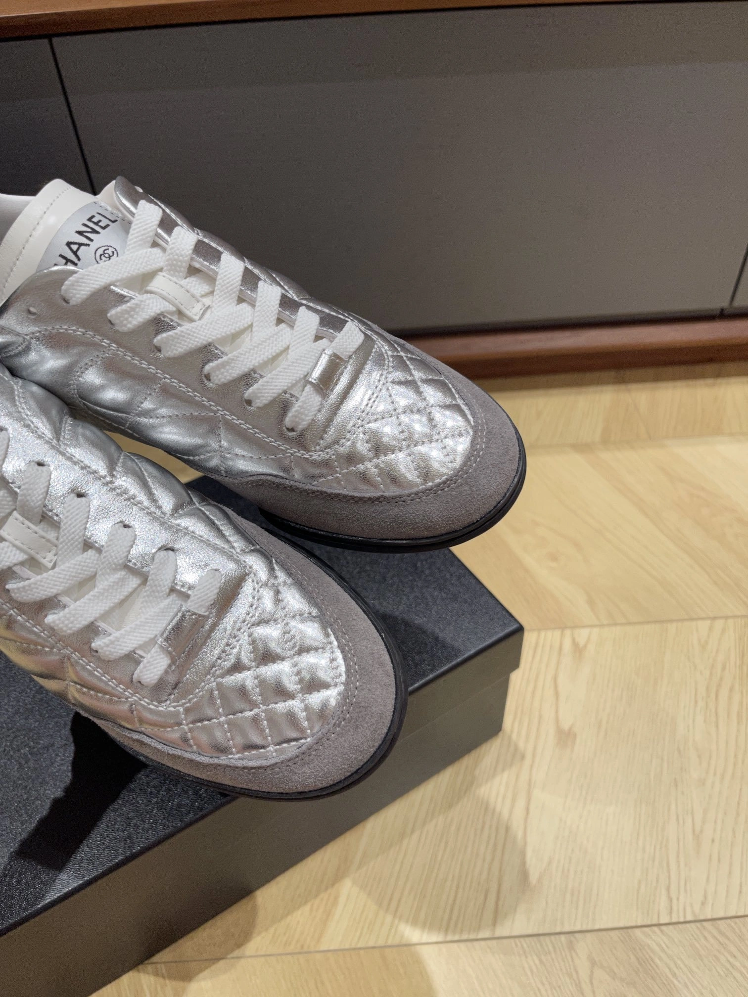 COCO-- 3h1958 G45839-B17445-NZB00 sheepskin item:E-X003L1117B