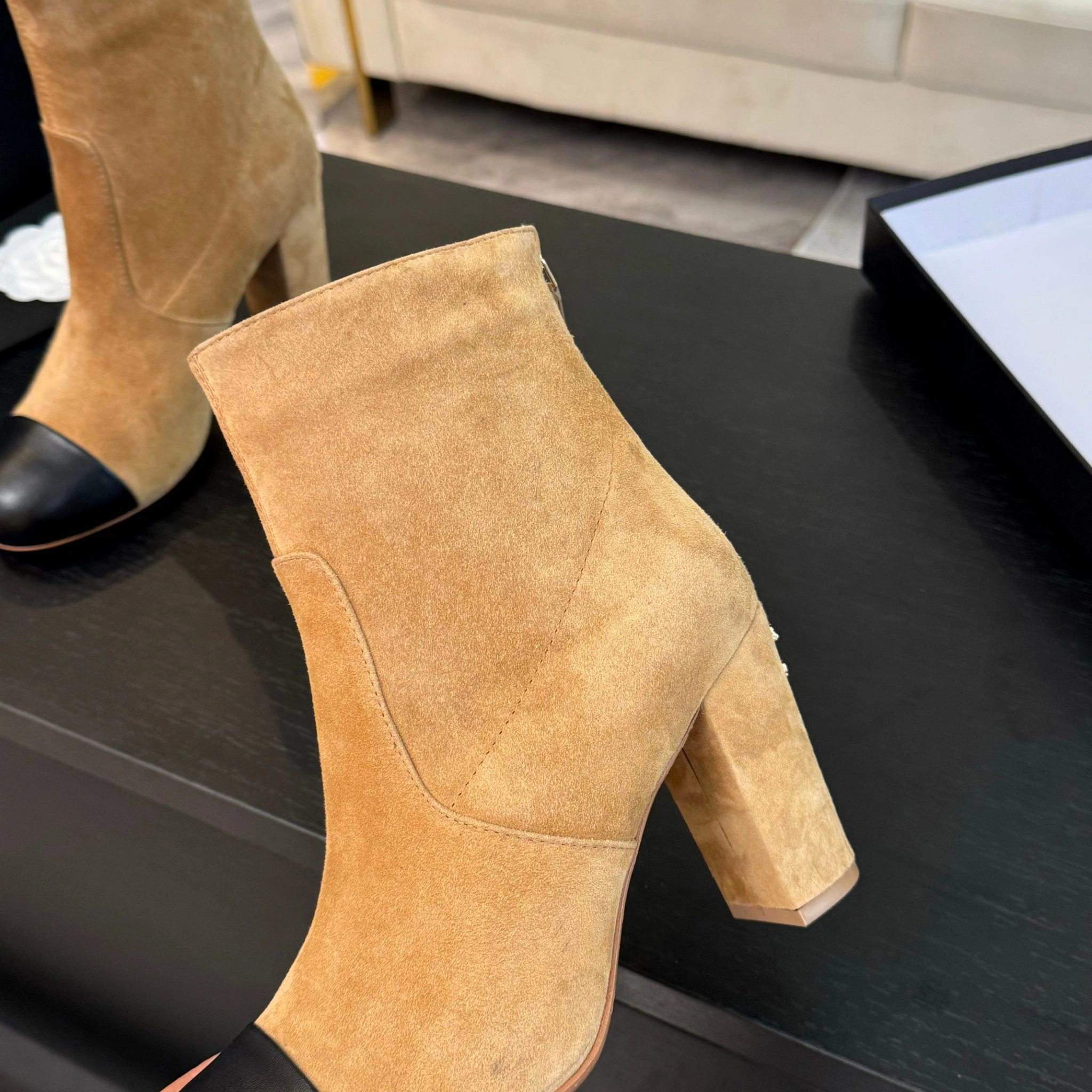 &COCO-- 3h1958 G45900 B17982 NZQ75 Heel height：7CM sheepskin item:D-X198J1204