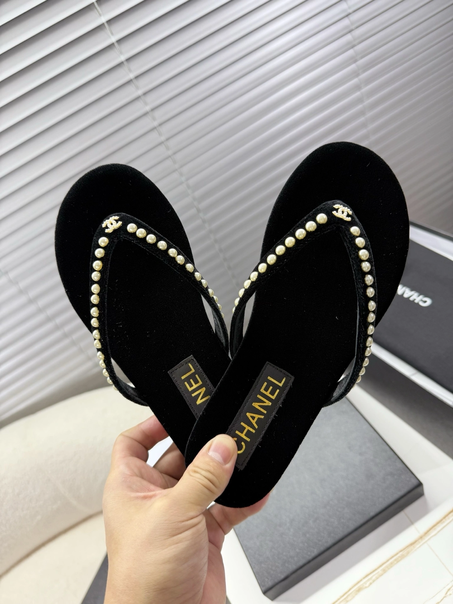 COCO-- 3h1958 G46205 B19027 94305 sheepskin Heel height：1CM item:E-X158C2043