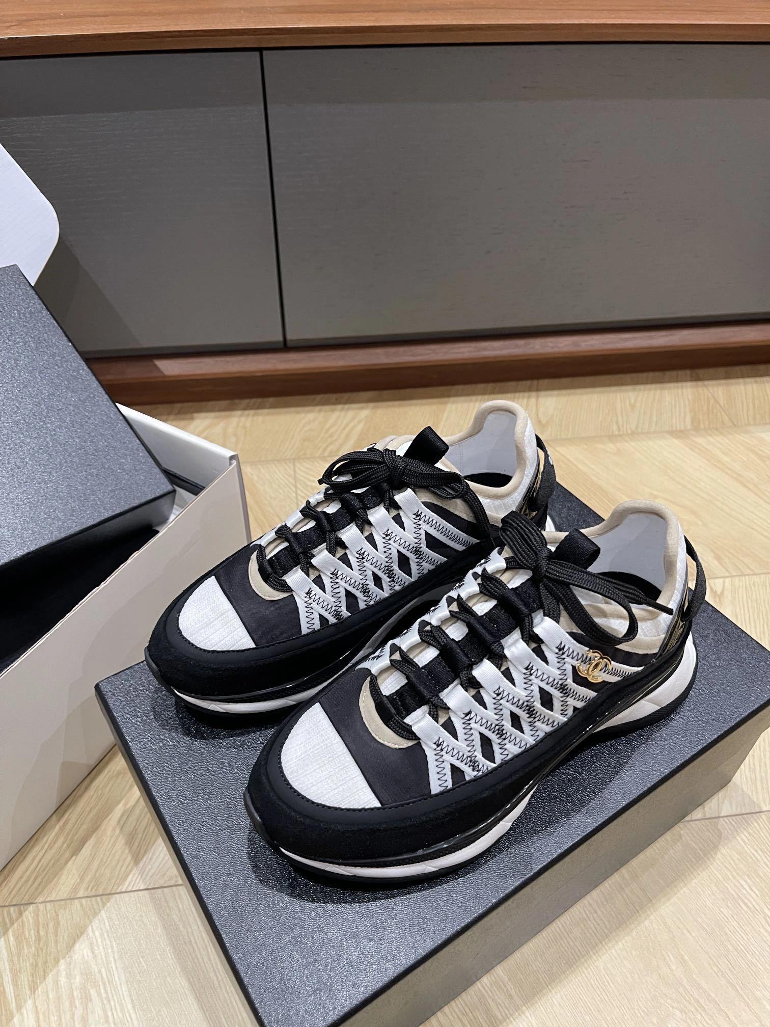 COCO-- 3h1958 G46260 B19209 NACVW Calfskin item:E-X003L1116B