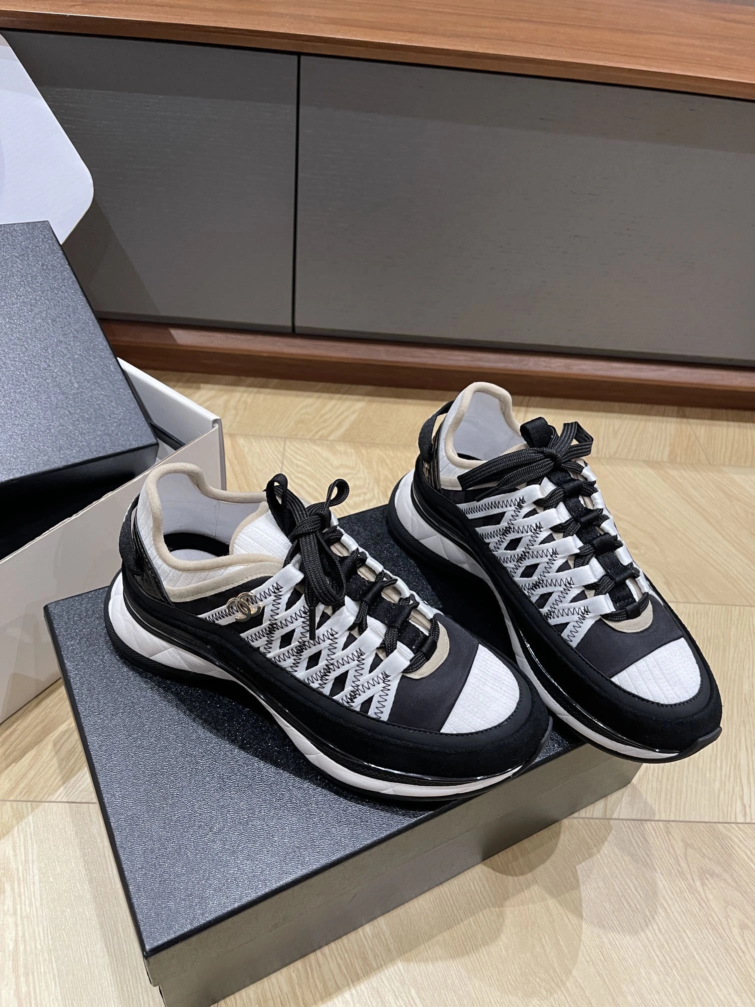 COCO-- 3h1958 G46260 B19209 NACVW Calfskin item:E-X003L1116B