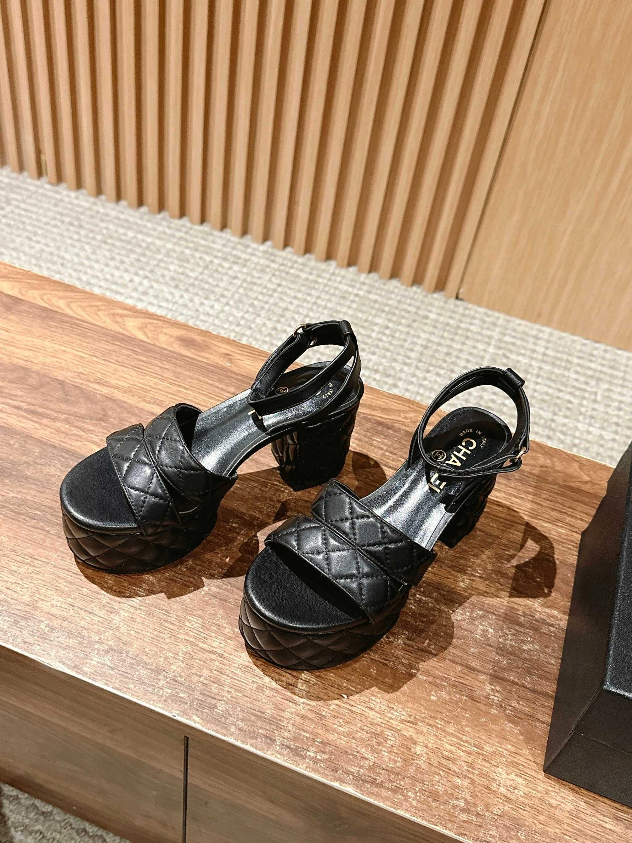 COCO-- 3h1958 G46427 X01000 94305 sheepskin Heel height：9CM item:E-X230F2611