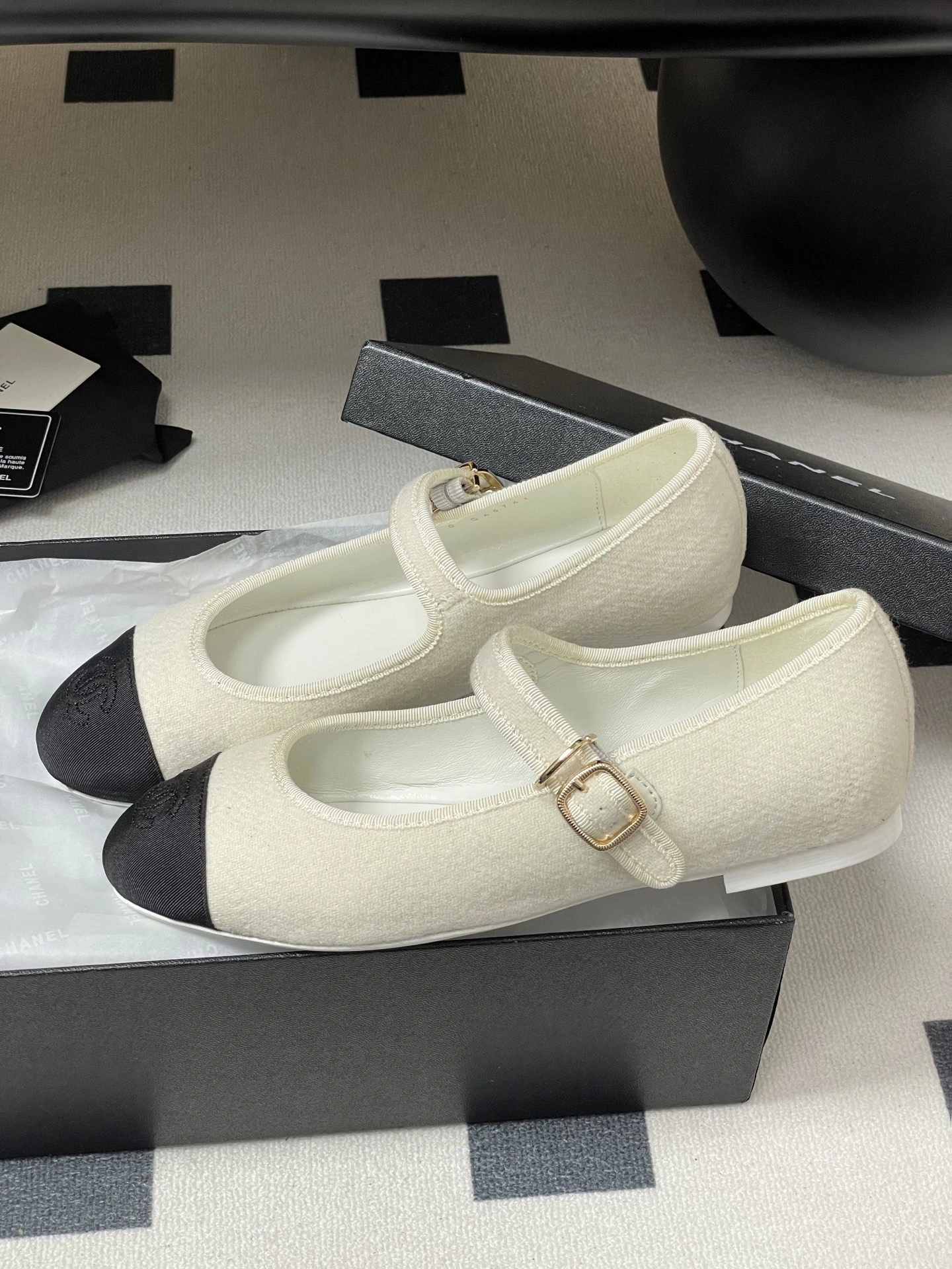 COCO-- 3h1958 G46467-B19617-NAEJO sheepskin item:E-X000I2309