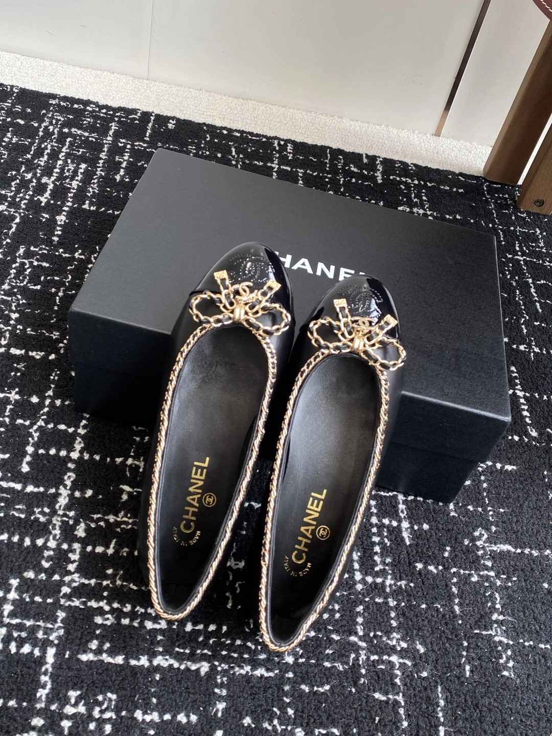 COCO-- 3h1958 G46663-B21588-94305 sheepskin item:E-X000I2319