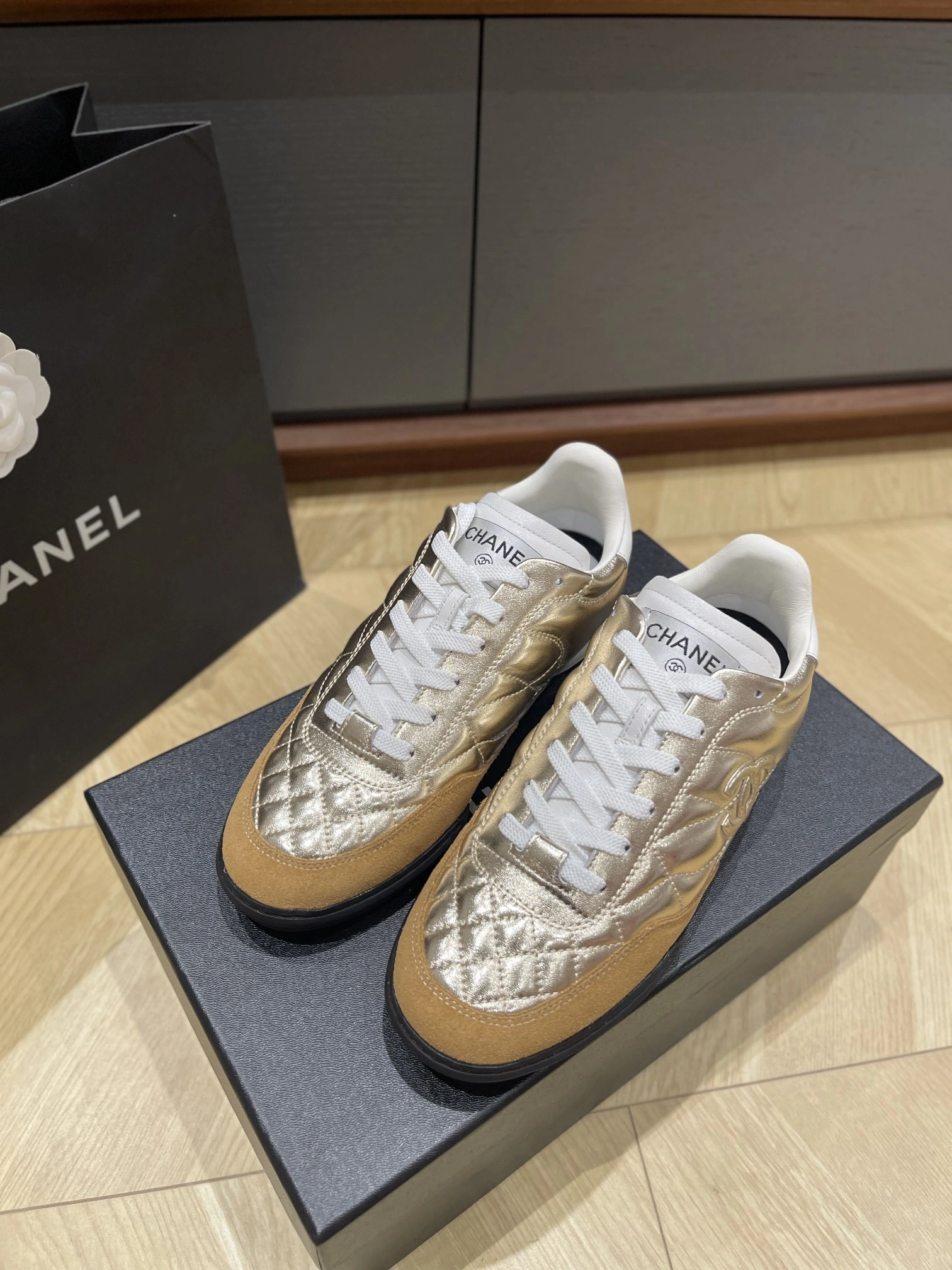 COCO-- 3h1958 G47008-B23025-U6217 sheepskin item:E-X003L1118B