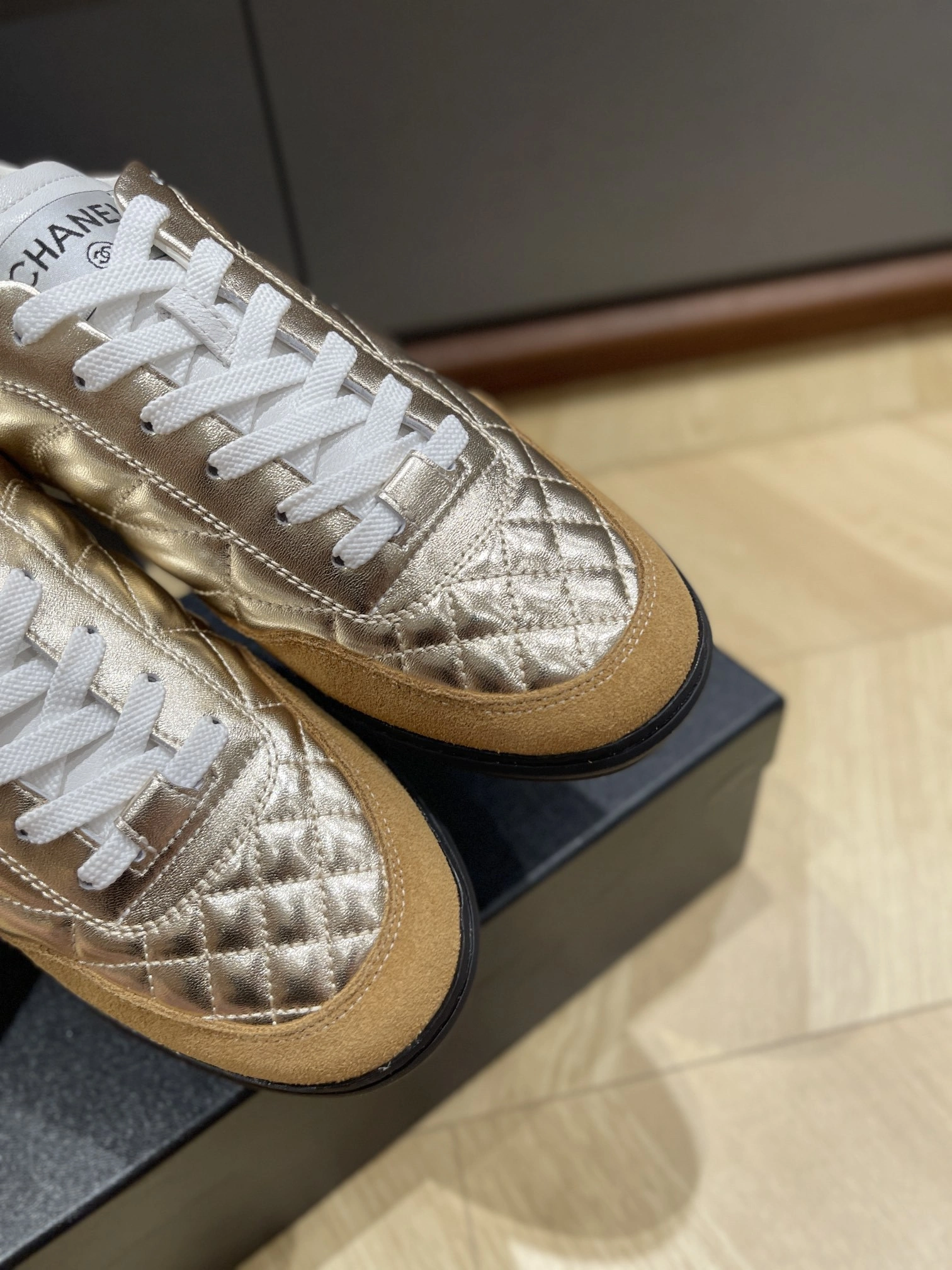 COCO-- 3h1958 G47008-B23025-U6217 sheepskin item:E-X003L1118B
