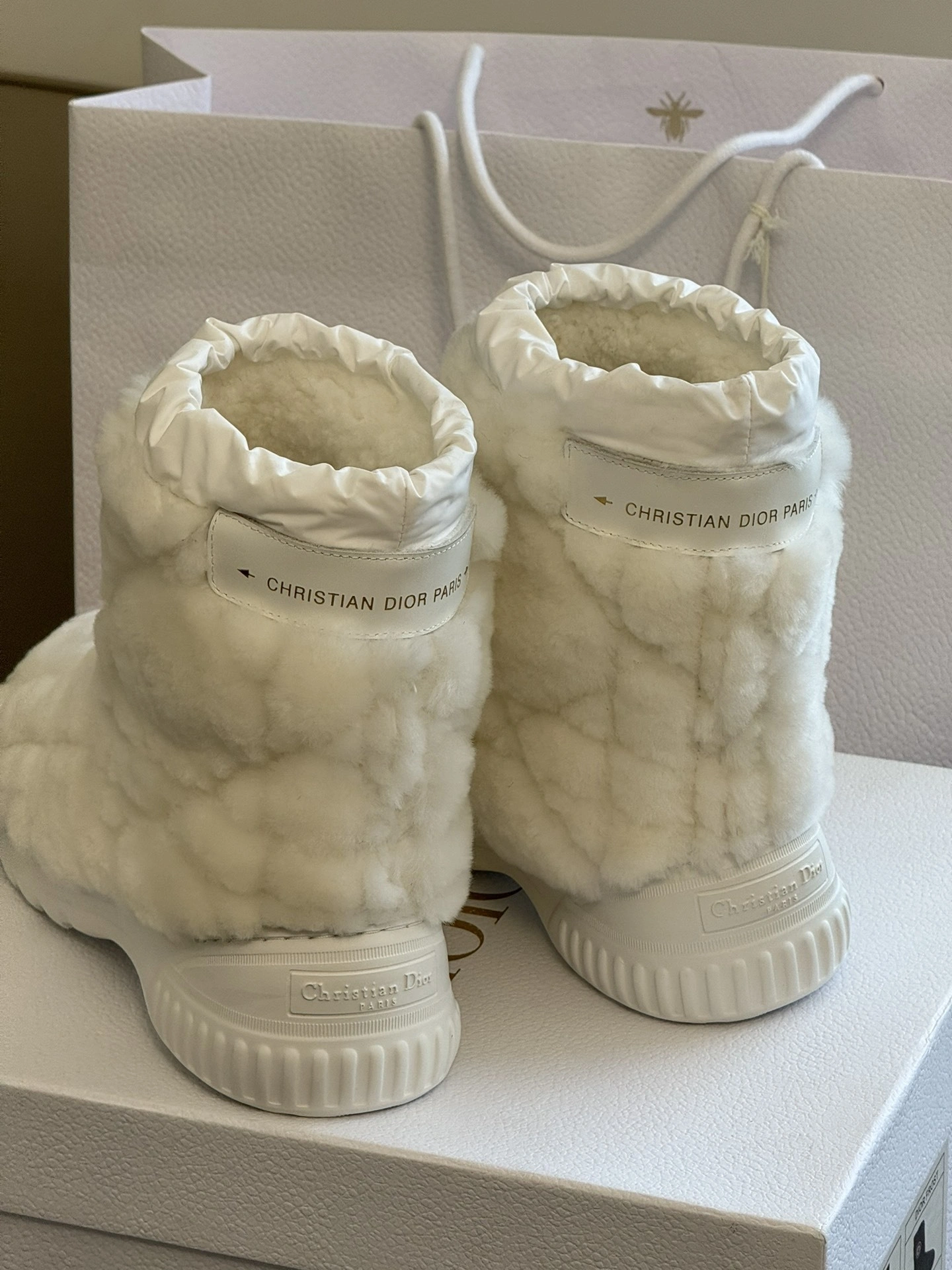 COCO-- 4ior KCI992SKK_S03W wool item:E-X187A1001