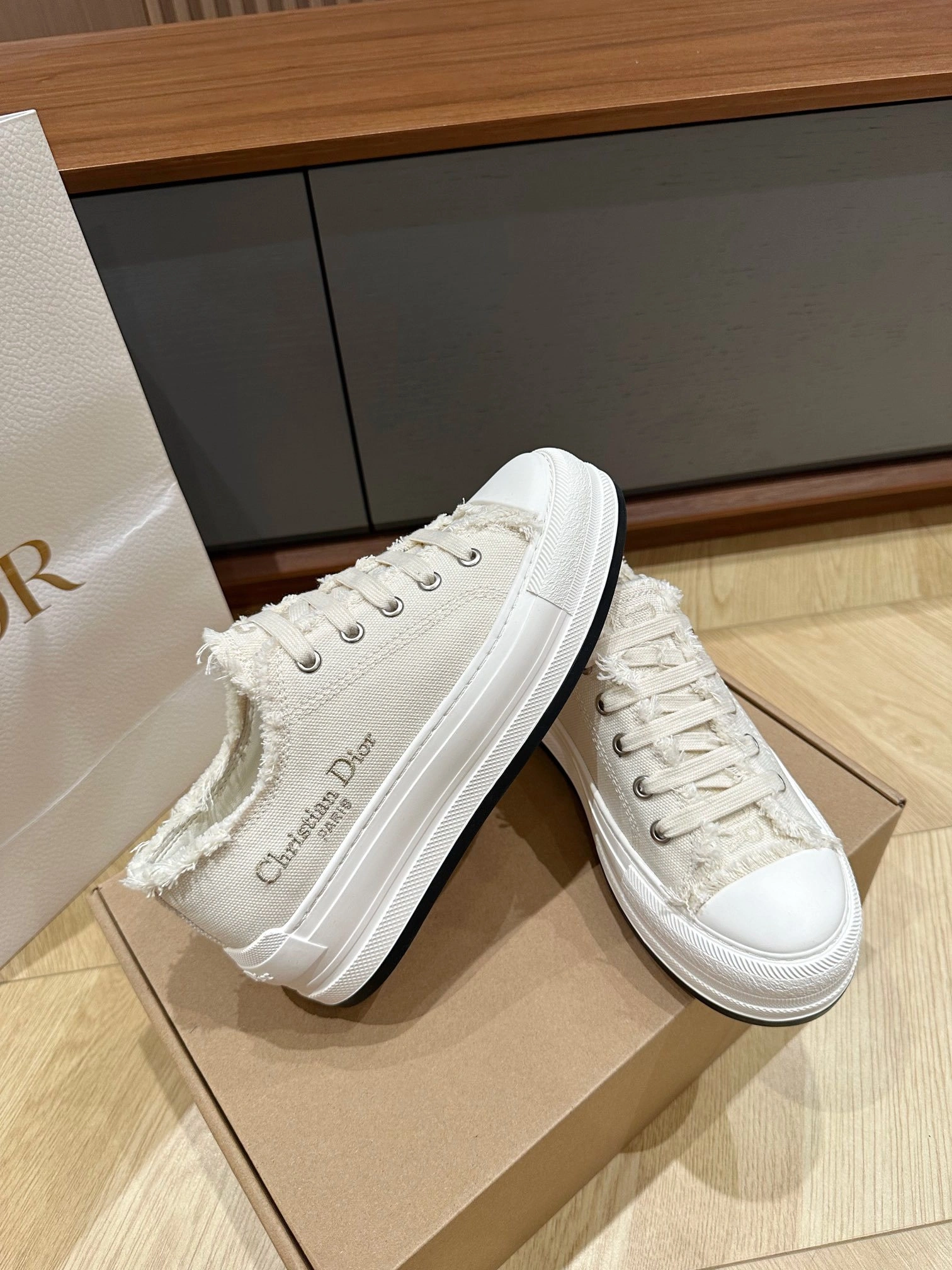 COCO-- 4ior KCK412CVY_S02U sheepskin embroidery item:D-X03E2117
