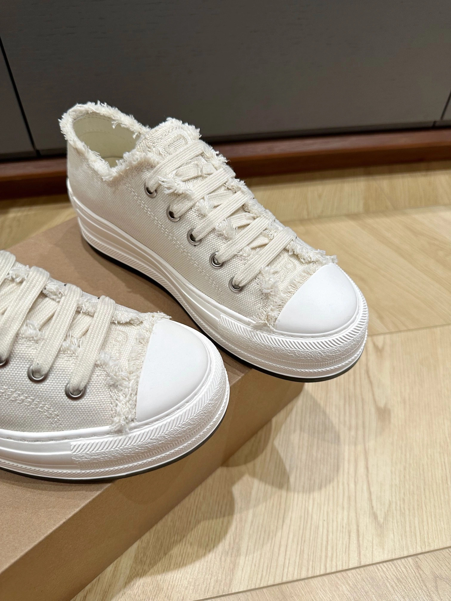 COCO-- 4ior KCK412CVY_S02U sheepskin embroidery item:D-X03E2117