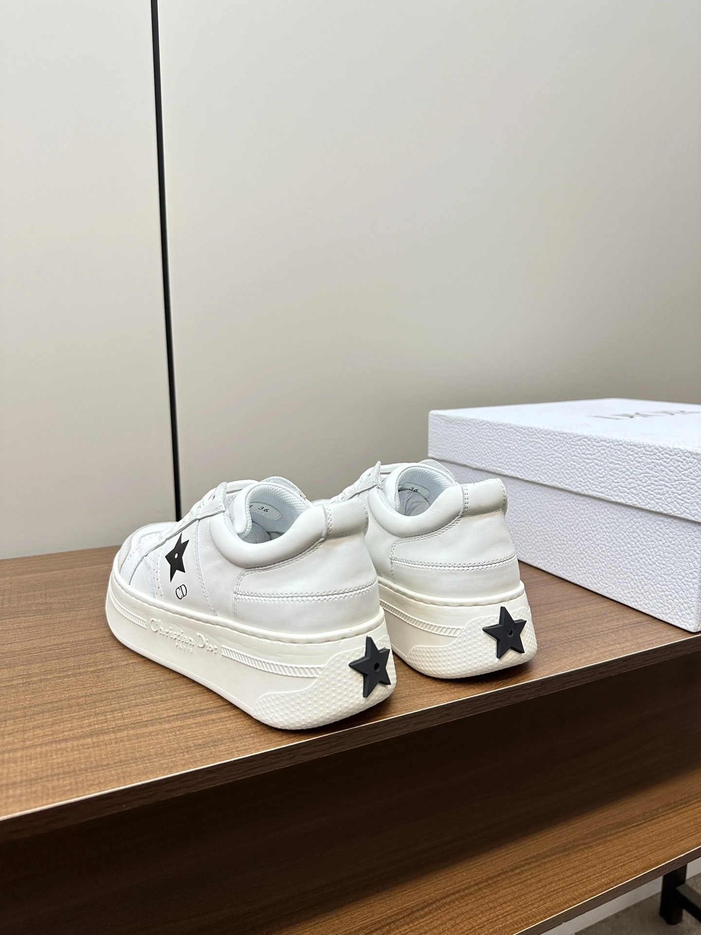 COCO-- 4ior KCK413CLD_S19W Star cowhide Thick soles：4CM item:D-X062L1006